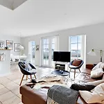 Charming Terraced House By The And Forest Casa vacanze