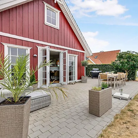 Charming Terraced House By The And Forest Feriehus *