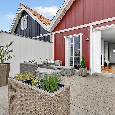 Holiday home Charming Terraced House By The And Forest *