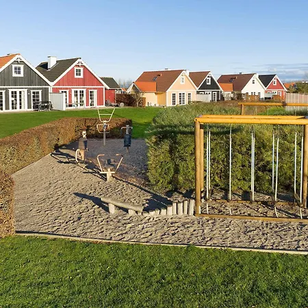 Charming Terraced House By The And Forest *