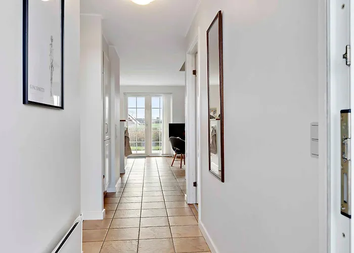 Charming Terraced House By The And Forest Feriehus *