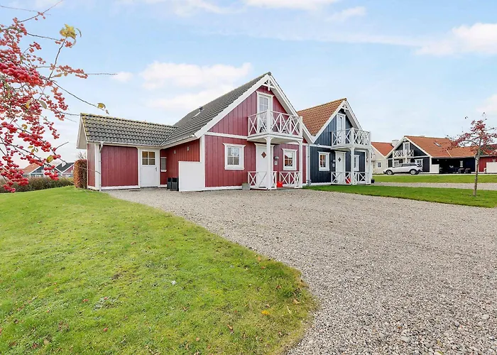 Feriehus Charming Terraced House By The And Forest *