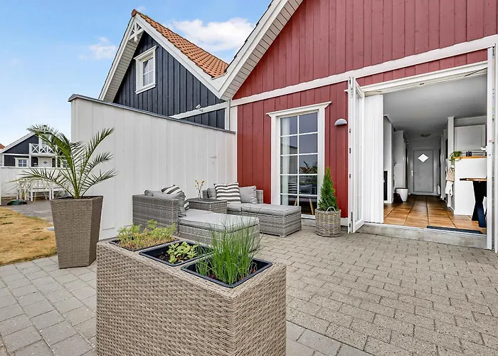 Feriehus Charming Terraced House By The And Forest *