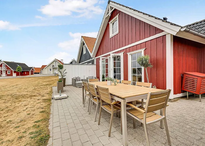 Charming Terraced House By The And Forest